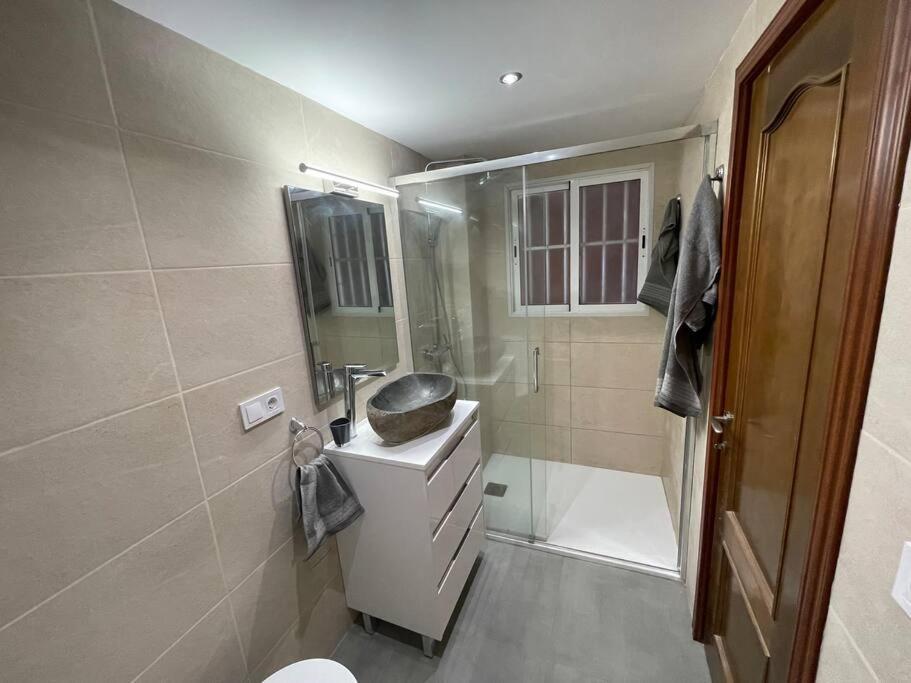 Nice Apartment Near The Sea Торевьиа Экстерьер фото
