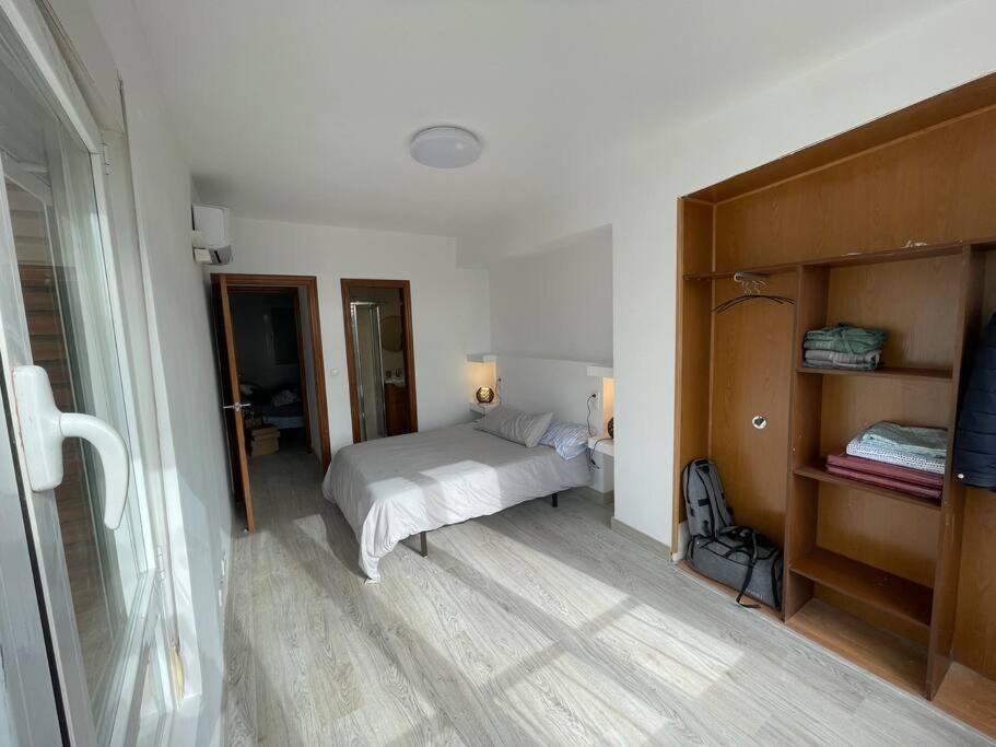 Nice Apartment Near The Sea Торевьиа Экстерьер фото