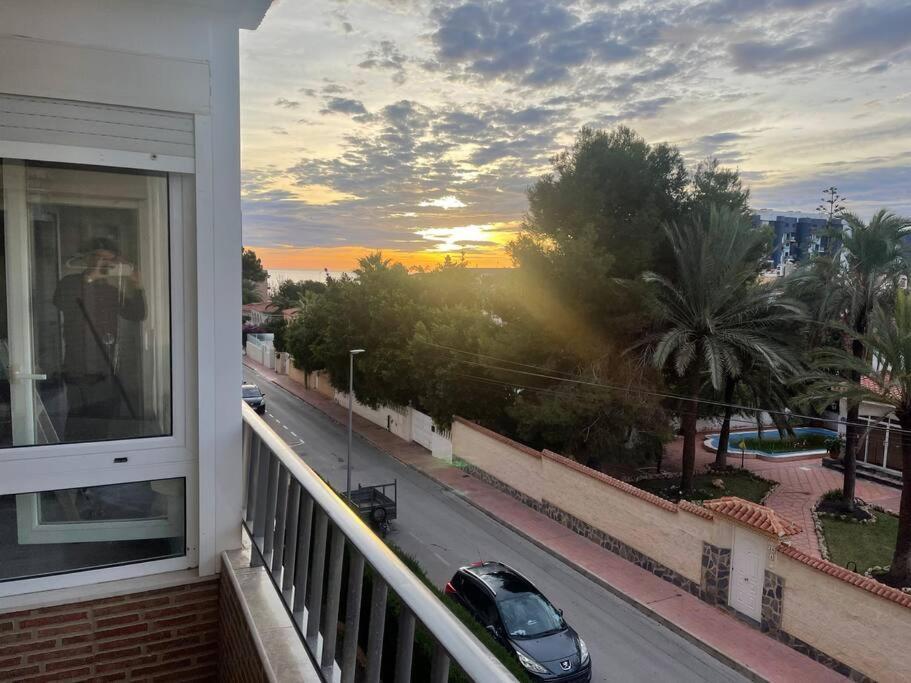 Nice Apartment Near The Sea Торевьиа Экстерьер фото