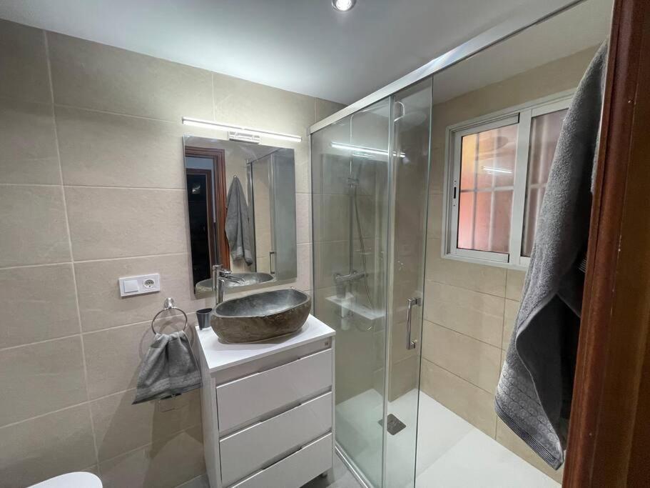 Nice Apartment Near The Sea Торевьиа Экстерьер фото