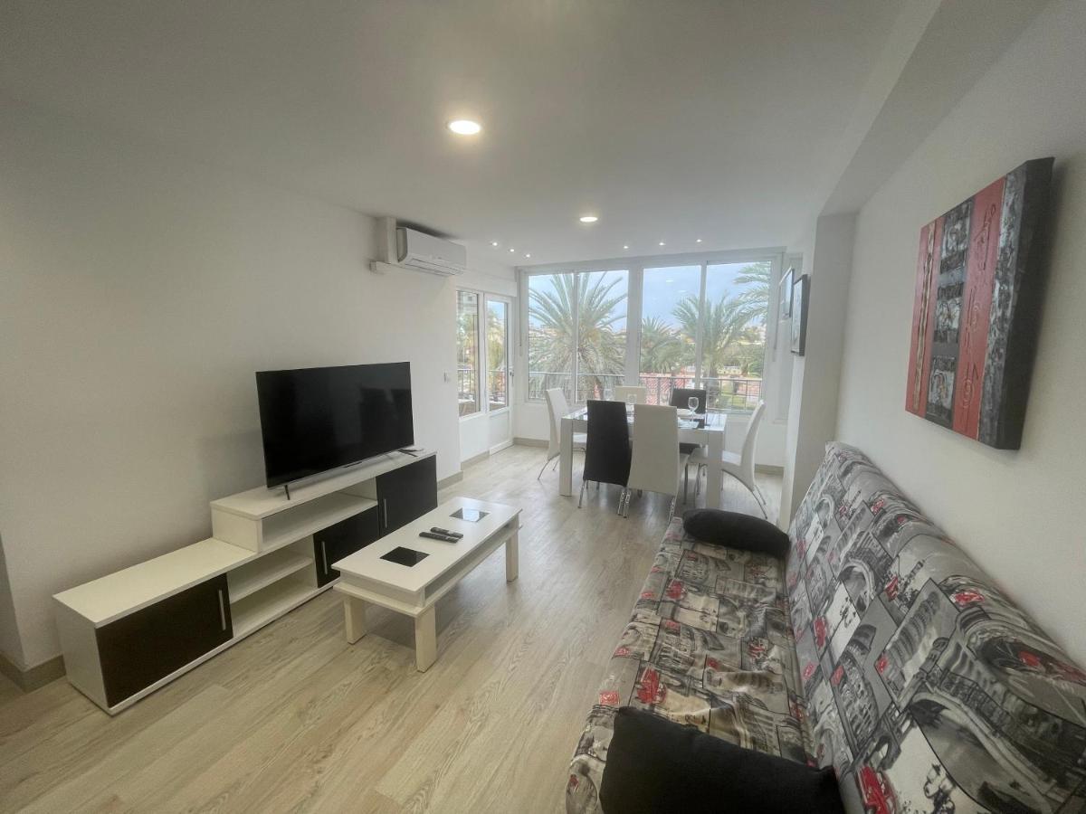 Nice Apartment Near The Sea Торевьиа Экстерьер фото