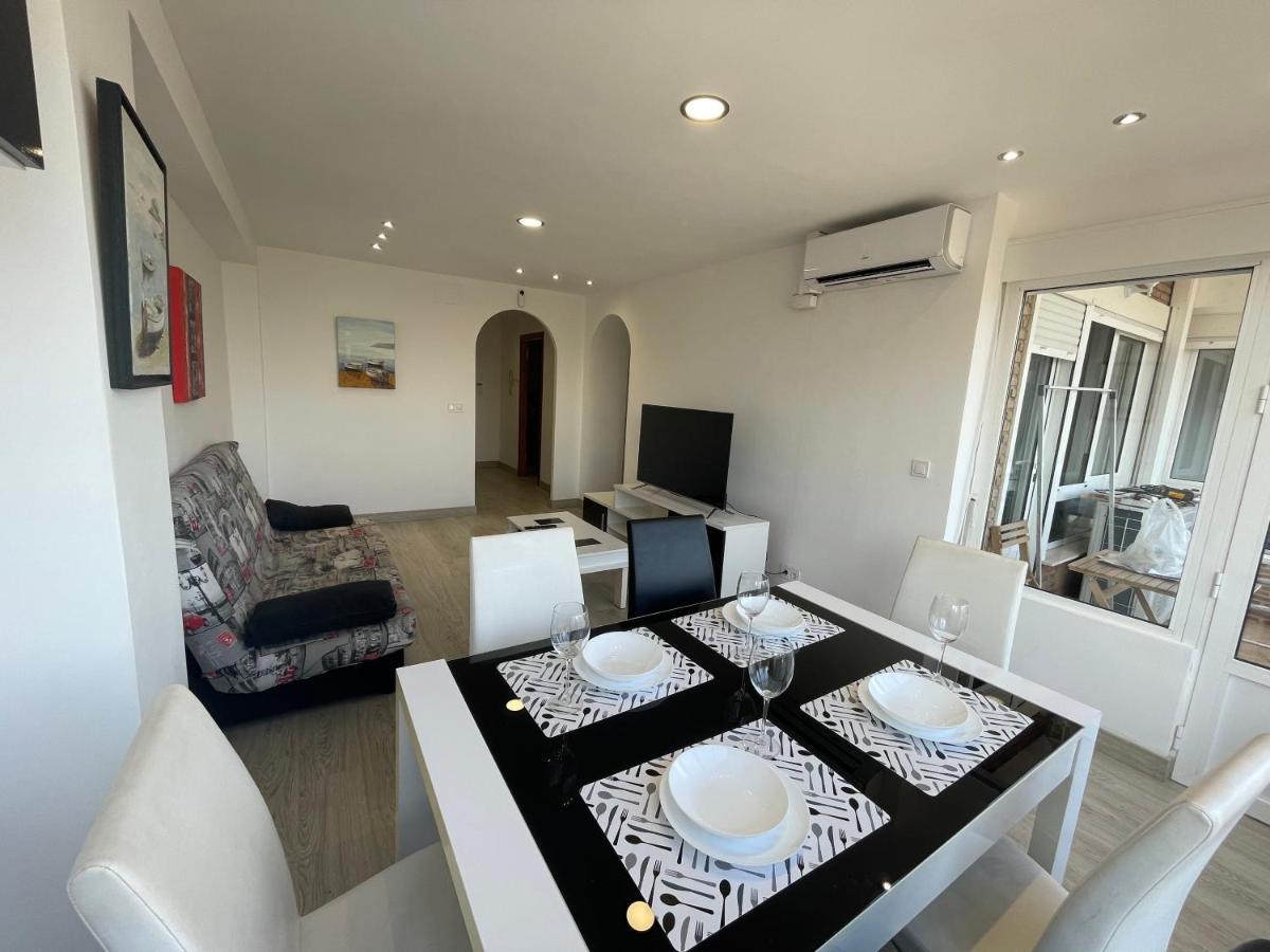 Nice Apartment Near The Sea Торевьиа Экстерьер фото